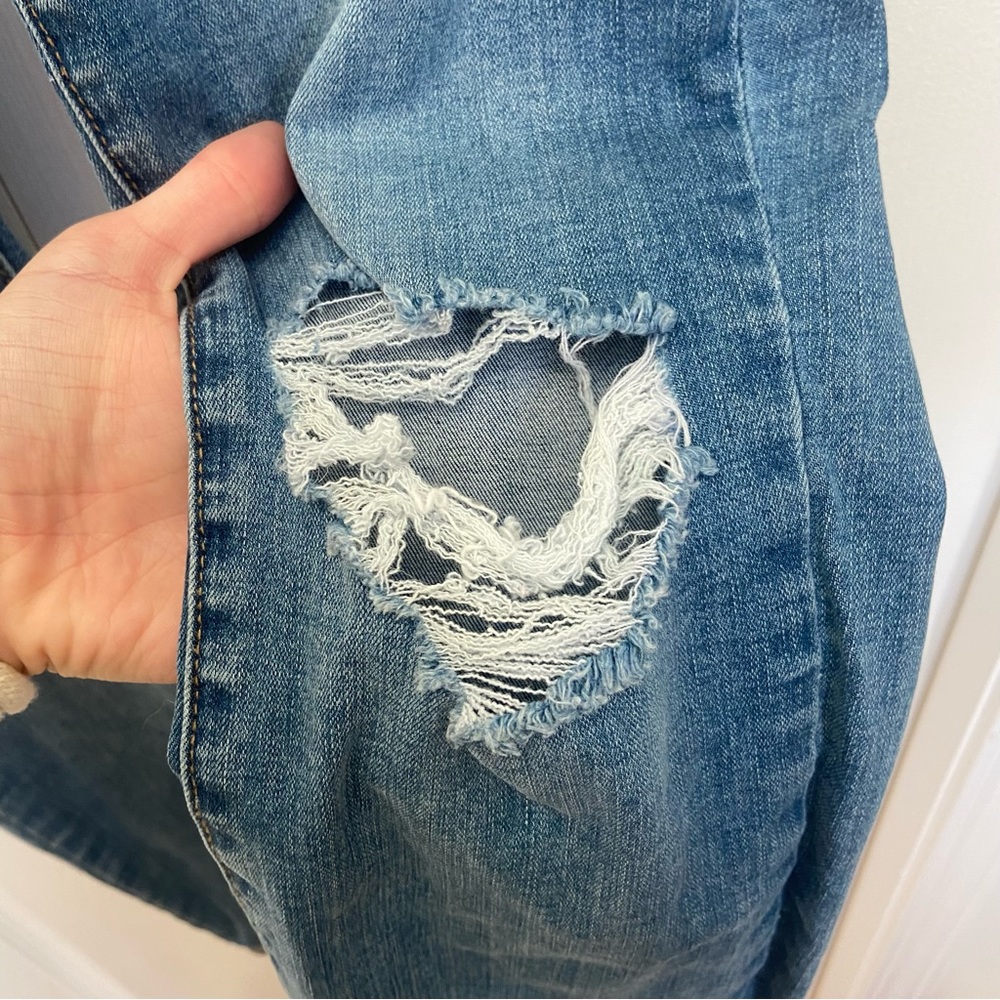 Pacsun Distressed Jeans - Picture 5 of 7